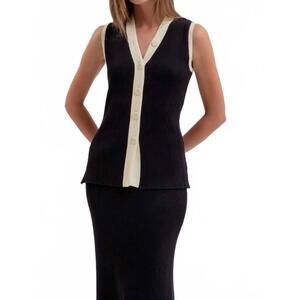 NEW ZOE AND CLAIRE knit vest with piping in black